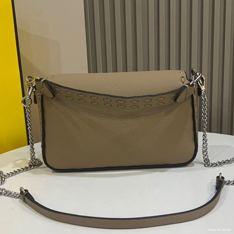 Vintage HOT Khaki Selleria Baguette Leather Cuoio Romano In Mini Bag Fendi 0722